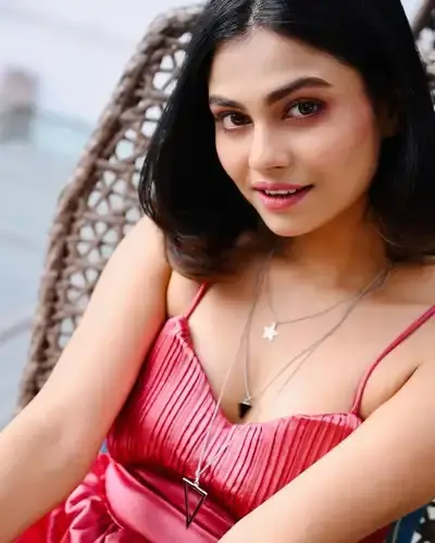 Escort Service Shikarpur